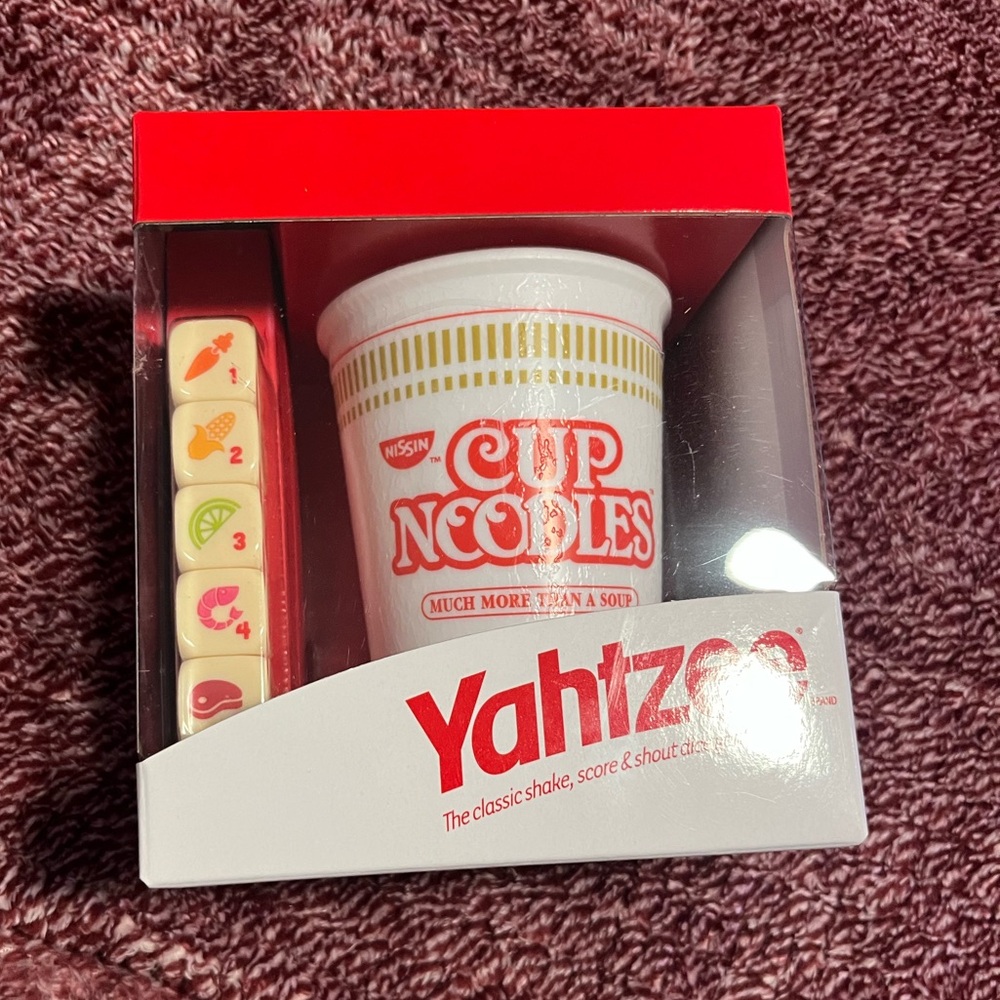 ISSI Cup Noodles Yahtzee Game - Red and White